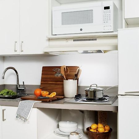 Intown Suites Extended Stay Raleigh Nc- Capital Blvd Exteriör bild