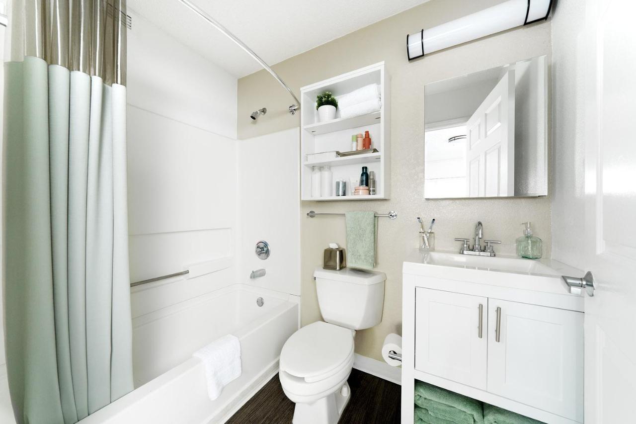 Intown Suites Extended Stay Raleigh Nc- Capital Blvd Exteriör bild