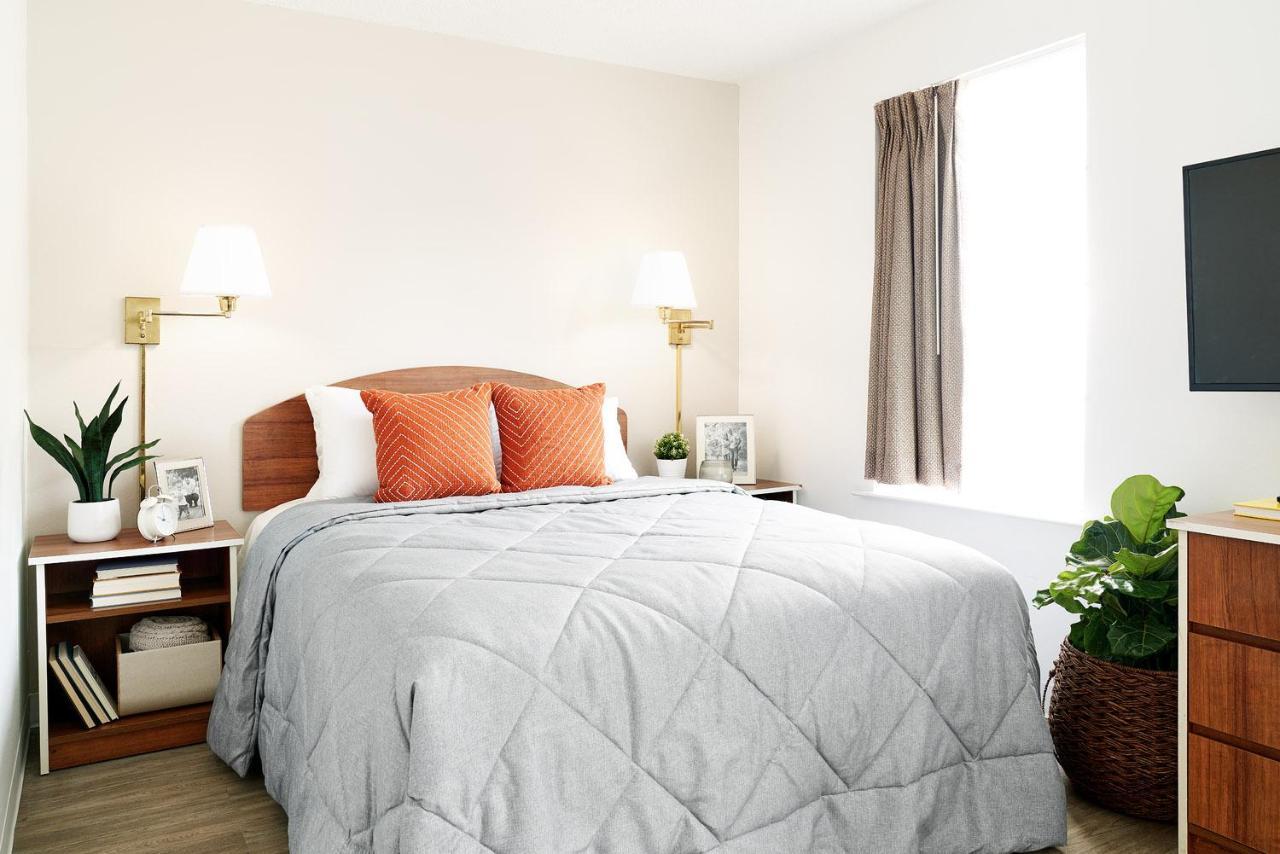 Intown Suites Extended Stay Raleigh Nc- Capital Blvd Exteriör bild